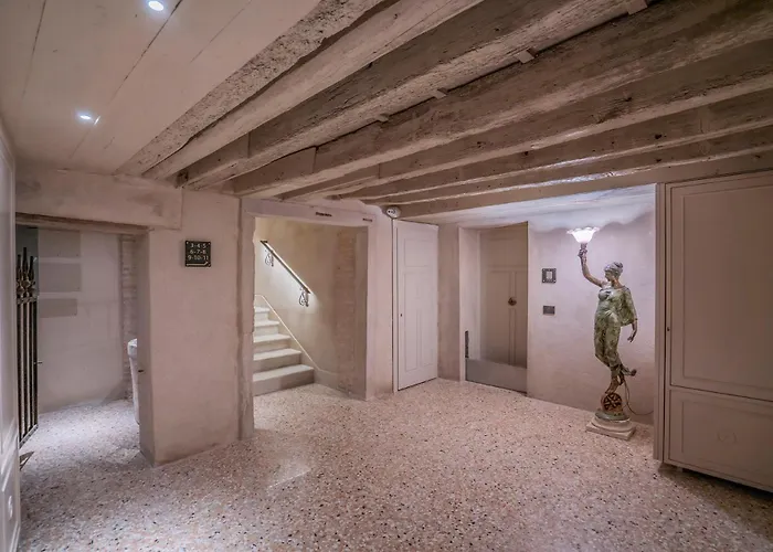 Corte Rubbi 10 Luxury Three-Bedroom Apartment -Dimora Italia -
